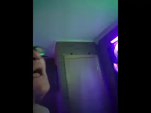 chronic_vibez webcam