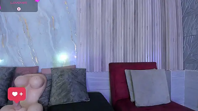 BriannaChelsea webcam