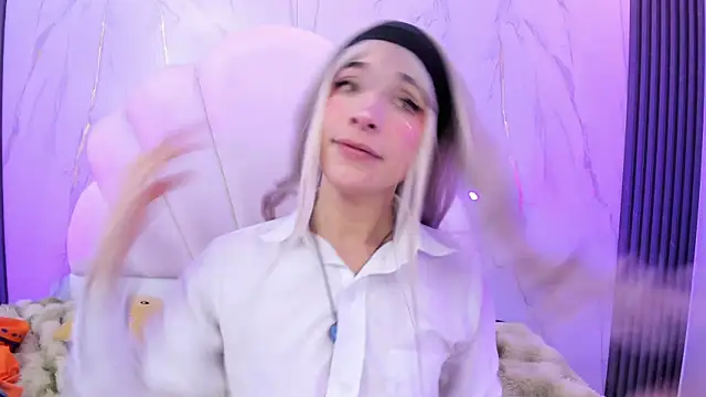 Preview AliiceWonderland_