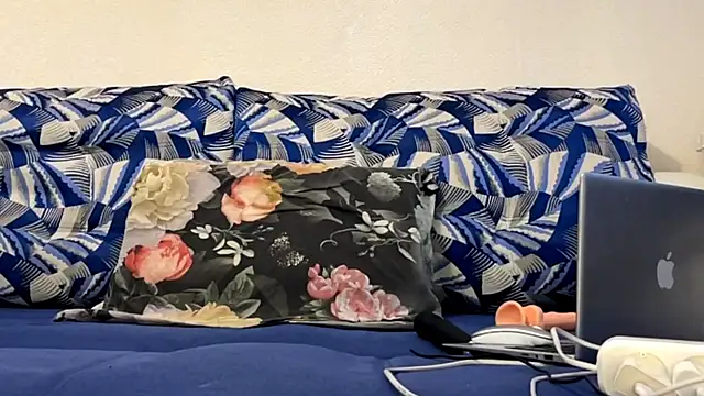 RenataBrought webcam