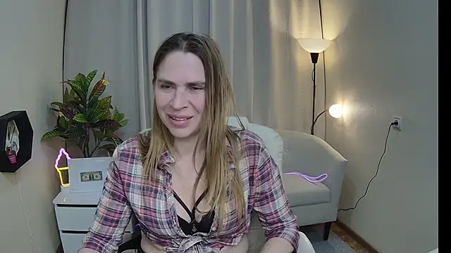 TessaDaybreak webcam