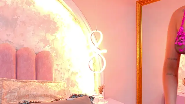 JasmineRhodes webcam