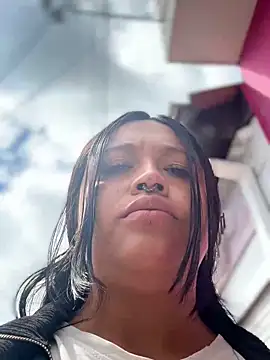 _Mia-Safety_Inspector webcam