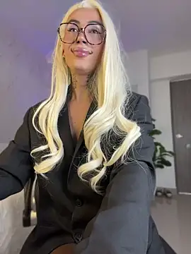 miss_tatiana_'s live cam