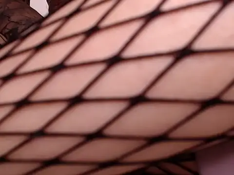 saara_johnson496 webcam