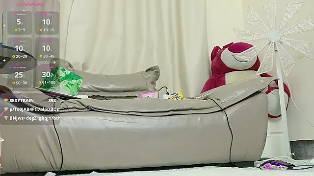 fox-yiyi live sex cam