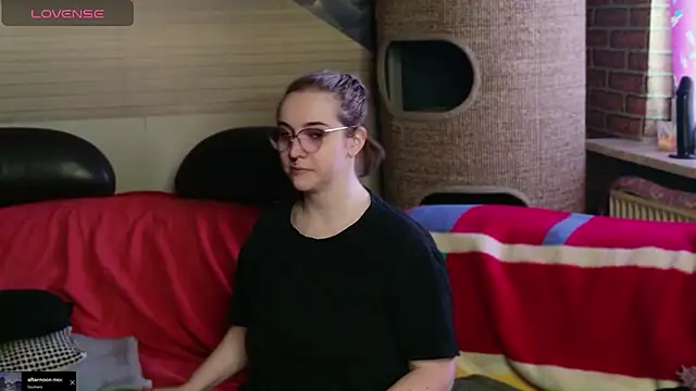 GamerGirl_Eve webcam