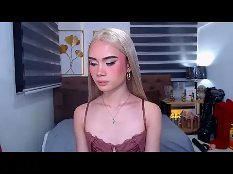 JuicyCockThea webcam