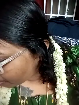 deepika-mallus webcam