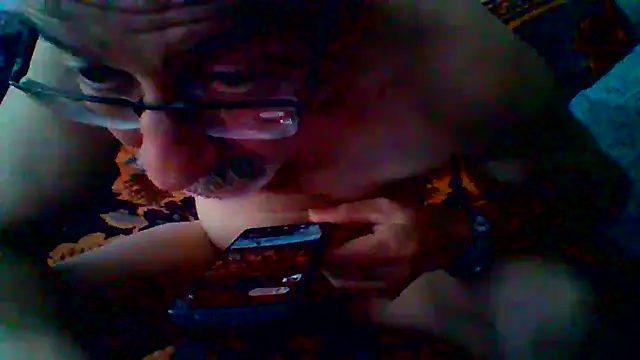 cumloverboyxx69 webcam