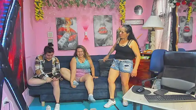 lesbiancuple webcam