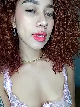 Sienna_brunette webcam