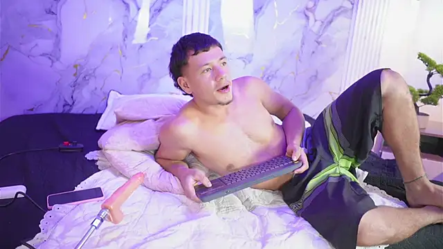 Cloe_x_Meliodas webcam