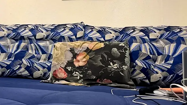 RenataBrought webcam