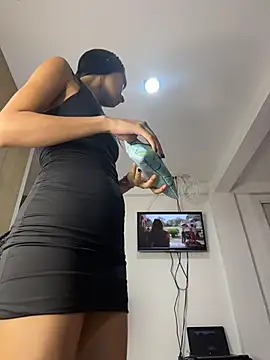 leilani_x (F teen) - Flash pussy