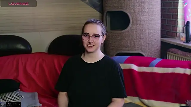 GamerGirl_Eve webcam