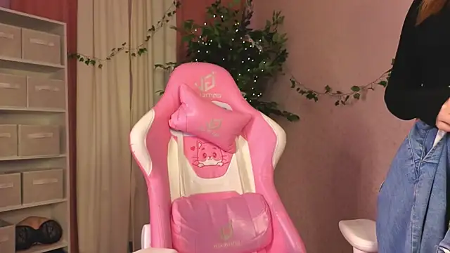 Lori_Bllossom webcam