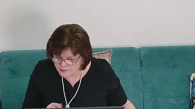 sandra_sunrise - Sandra_Sunrise's free webcam - UK Sex Cams