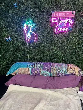 renathickass - RenaThickAss's free webcam - UK Sex Cams