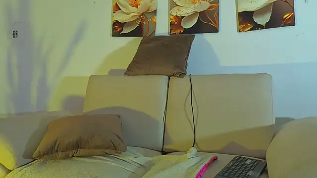 Viioletcollins webcam