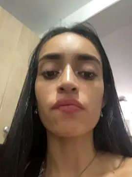 leilani_X webcam