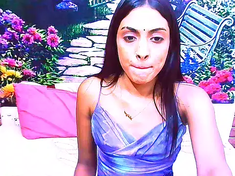 IndianPretty14u2Luv webcam