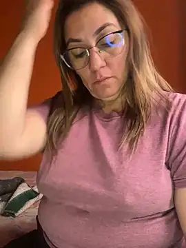 scarlet-20 - SCARLET-20's free webcam - UK Sex Cams