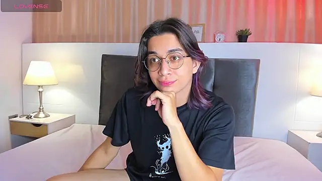 keita_moon - Keita_Moon's free webcam - UK Sex Cams