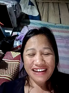 phiphi135 - Phiphi135's free webcam - UK Sex Cams