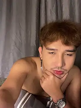 Asian_bigboy webcam