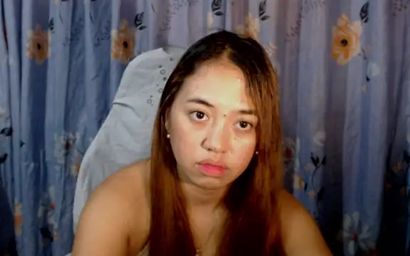 urlover_mae26 webcam