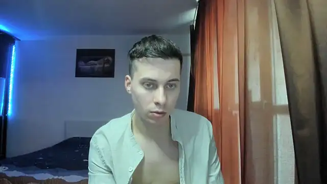 Dreamboy24 webcam