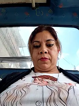 Laura-Hernandez webcam