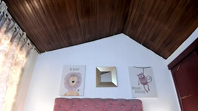 CelessteRedds webcam