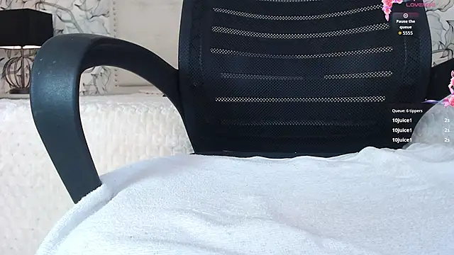 Venusandrea29 webcam