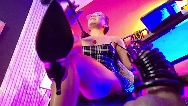 MistressSlut1 webcam