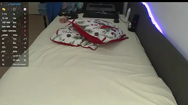 BigBootyAlice webcam