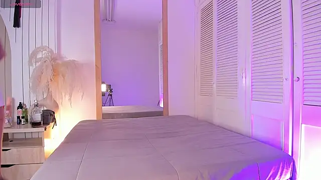 ALICESANDOVAL webcam