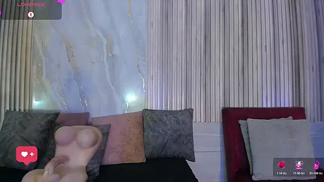 BriannaChelsea webcam