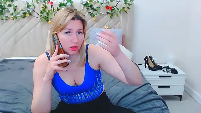 Incredible_Ariela webcam