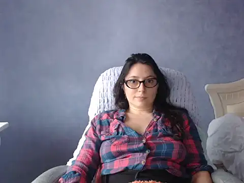 LuckyLisa23 webcam