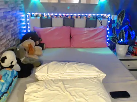 HotNathalie6900 webcam