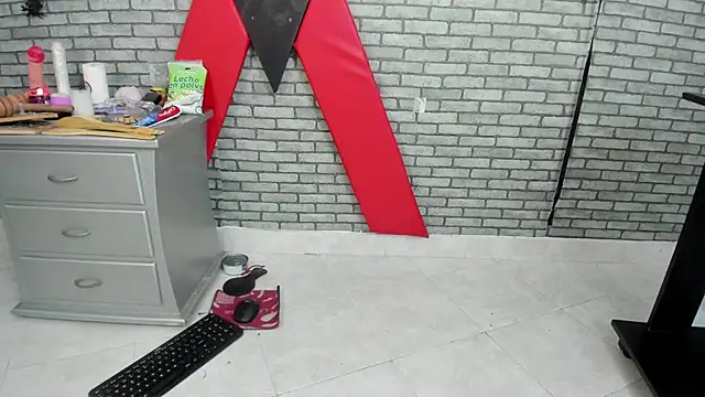 hillary_bigbutt webcam