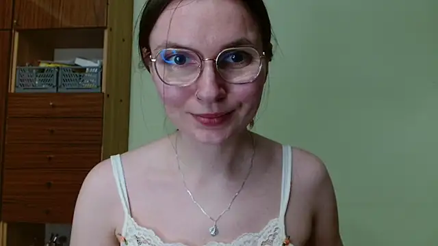 LooveELLYx live sex cam