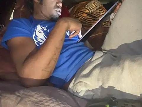 SlimeCrownzOut5 webcam