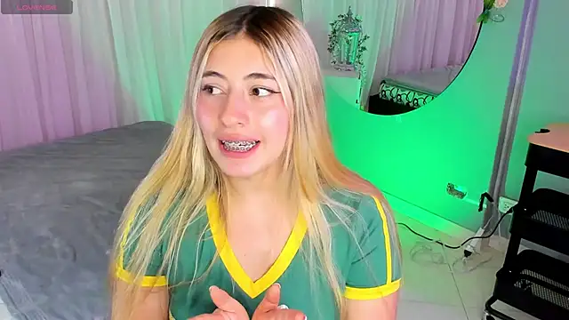 tiffany_becker webcam