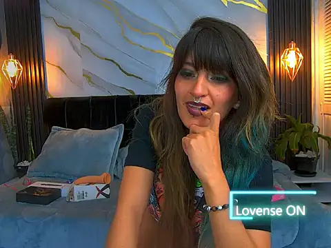 Dark_Dominika webcam