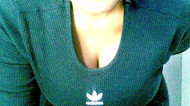 Busty_BunnyWorxx webcam