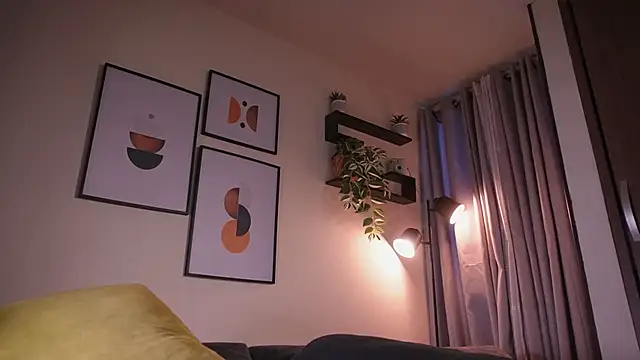 Isabella_dior webcam