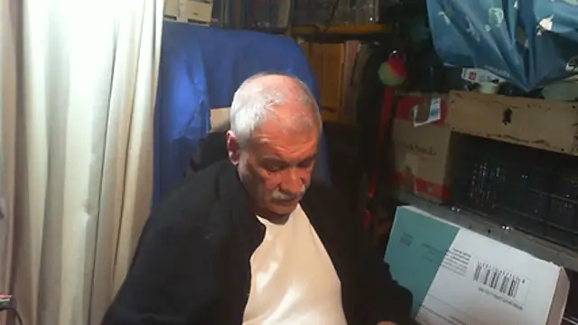 nonnomaturobisex (M grandpa) - MATURO SEGA CAZZO,CULO,PIEDI,BOCCA.